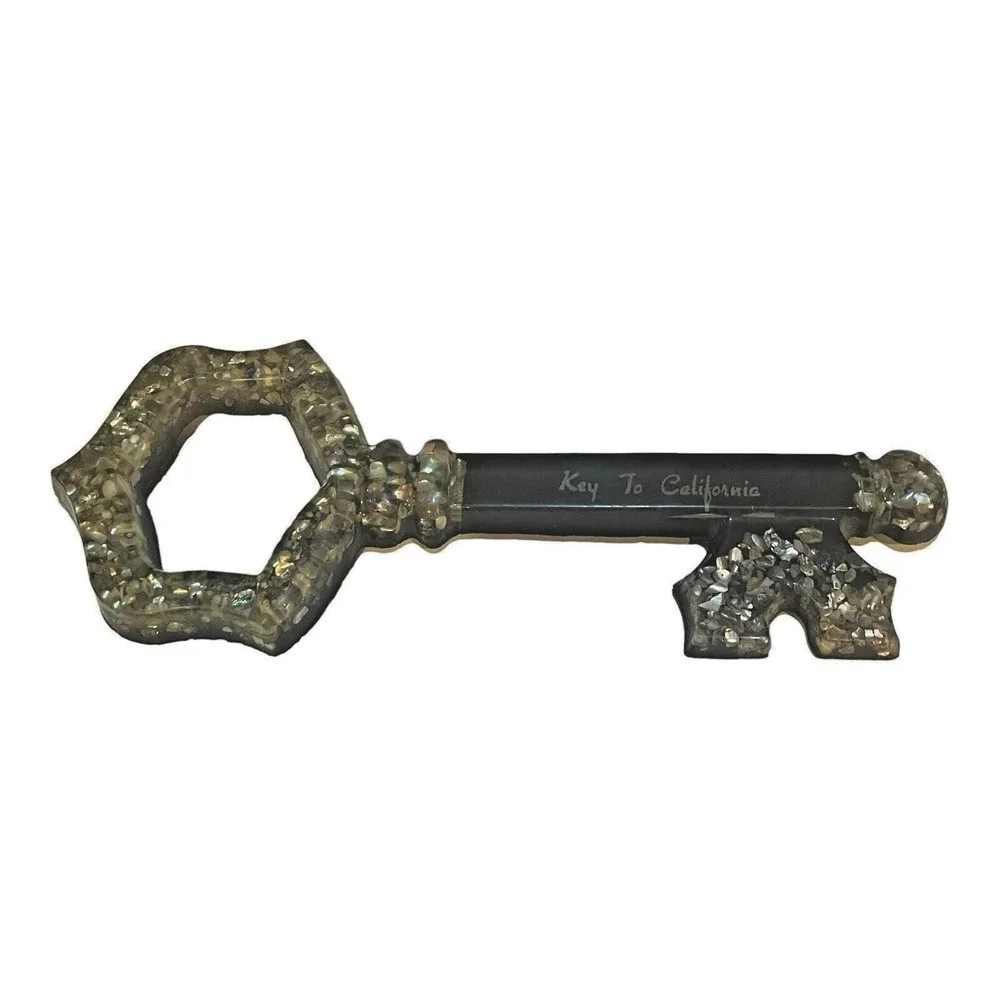 VTG 1960s Key to California Souvenir 12
